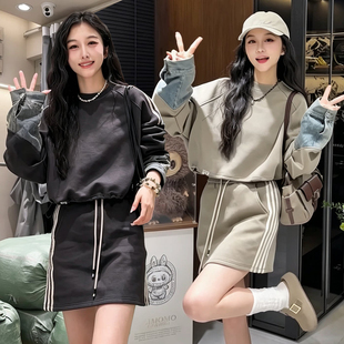 韩式时髦休闲裙套装女春秋新款拼接牛仔宽松显瘦卫衣+短裙两件套