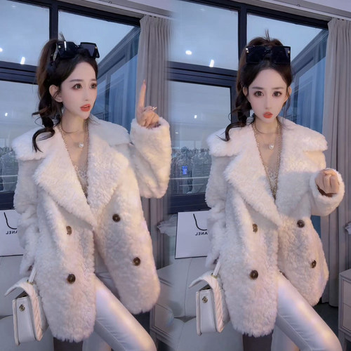 抖音网红同款皮毛一体外套羊羔毛