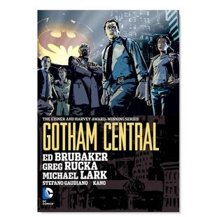 精装 进口图书美漫 售 Rucka Central 英文漫画书原版 Greg 预 2022版 Gotham Omnibus 蝙 DC漫画 哥谭重案组