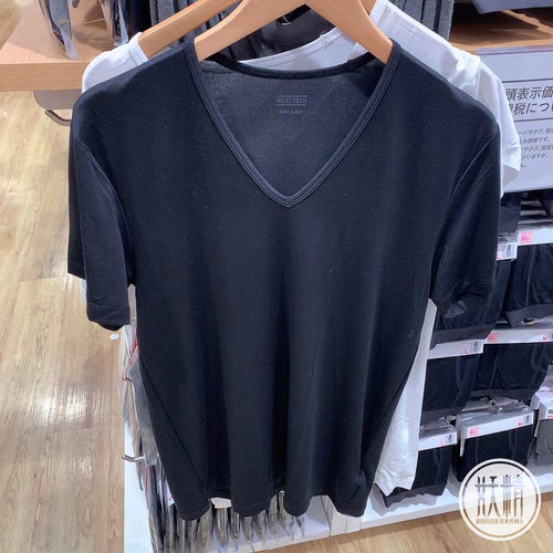 Uniqlo优衣库自发热T恤打底纯色