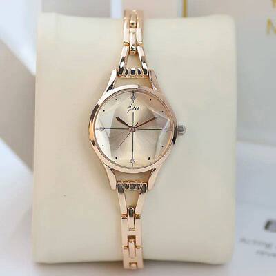 LuxuryBraceletWhFome