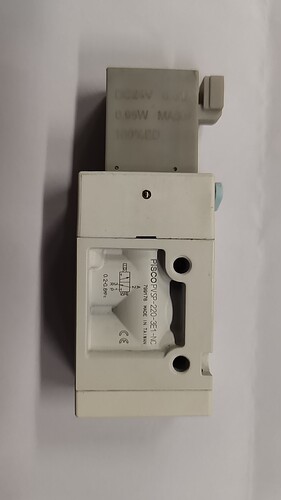PISCO  PVSP-220-3E1-NC电磁阀  电压DC24V，少量现货出售