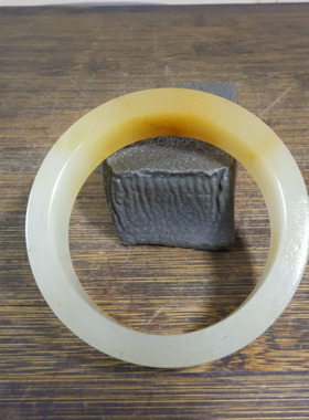 10020号 新疆克拉玛依金丝玉轮胎手镯 内径60.5mm