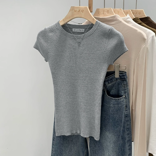 Летняя однотонная эластичная трикотажная футболка для отдыха, облегающий крой