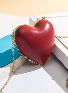 Biue house酒红色爱心包包可爱迷你桃心形单肩斜跨包chic链条女包