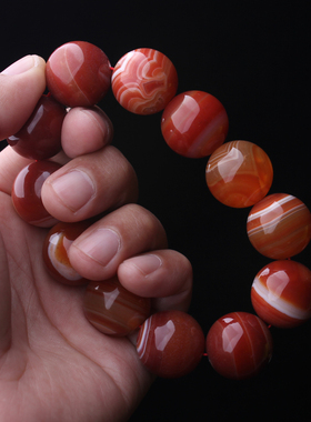 缠丝红玛瑙大颗粒手串