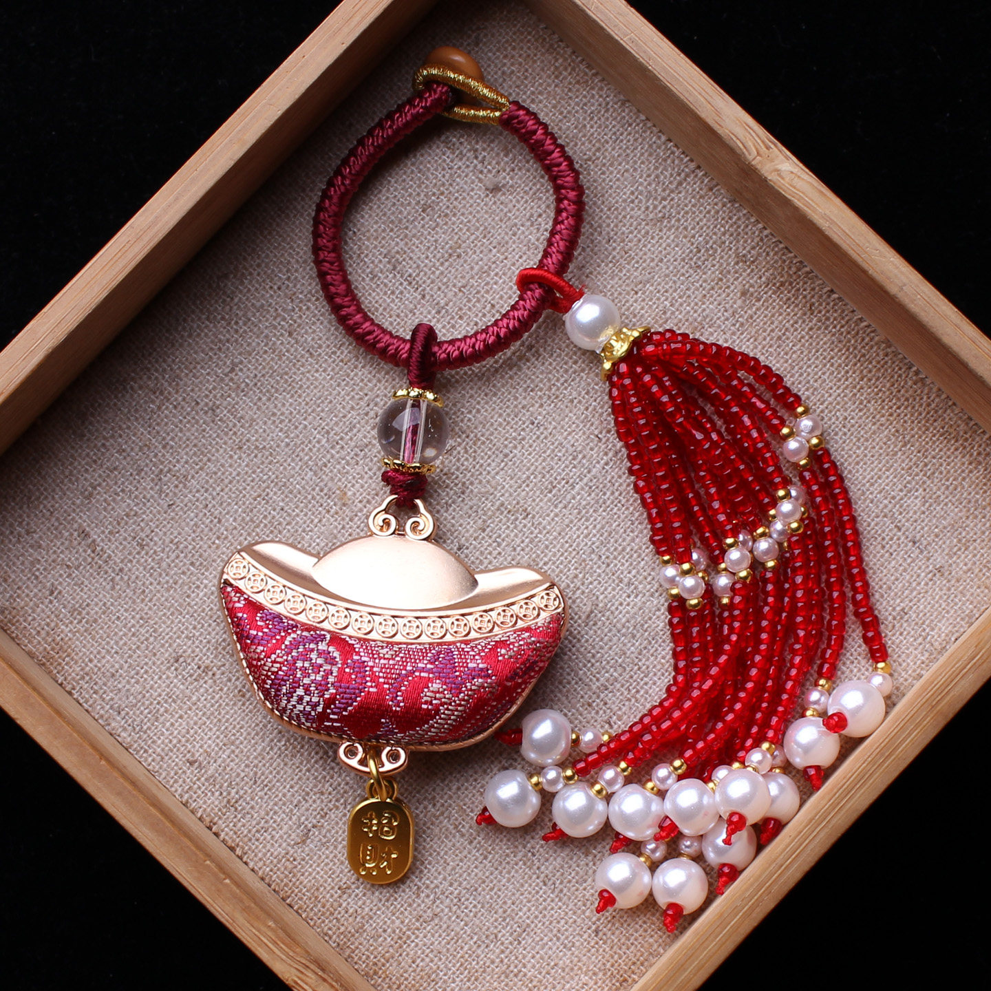 红色双面元宝聚宝盆非遗宋锦包挂件流苏旗袍汉服挂饰车钥匙本命年,饰品/流行首饰/时尚饰品新,压襟挂件,淘宝优惠券,粉丝福利购,淘宝优惠卷