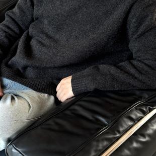 Takye 糯米绒微宽松圆领毛衣 羊毛混纺毛衣