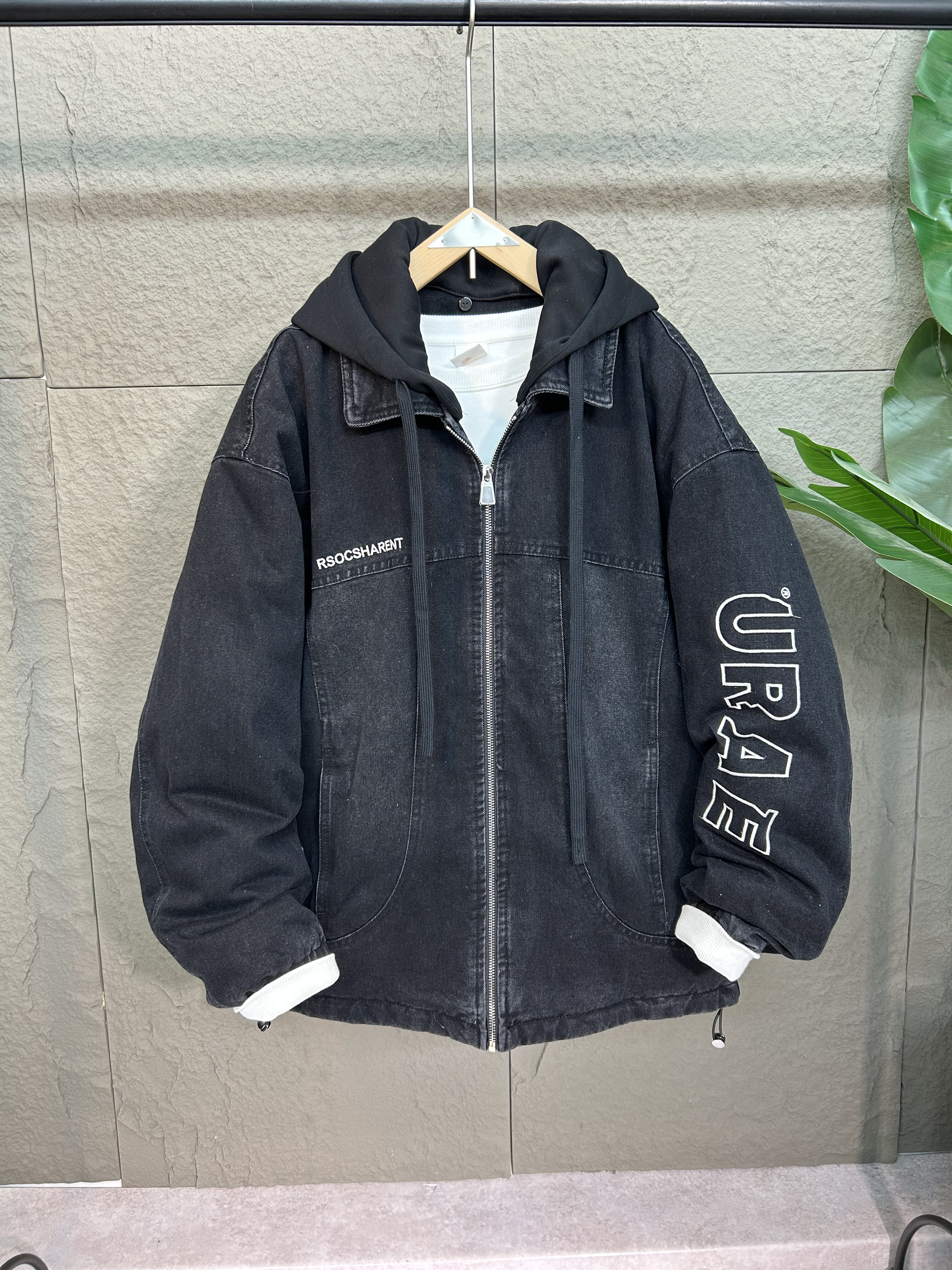 潮牌洗水牛仔棉服冬季可拆卸帽刺绣云绒加厚保暖外套宽松男女情侣