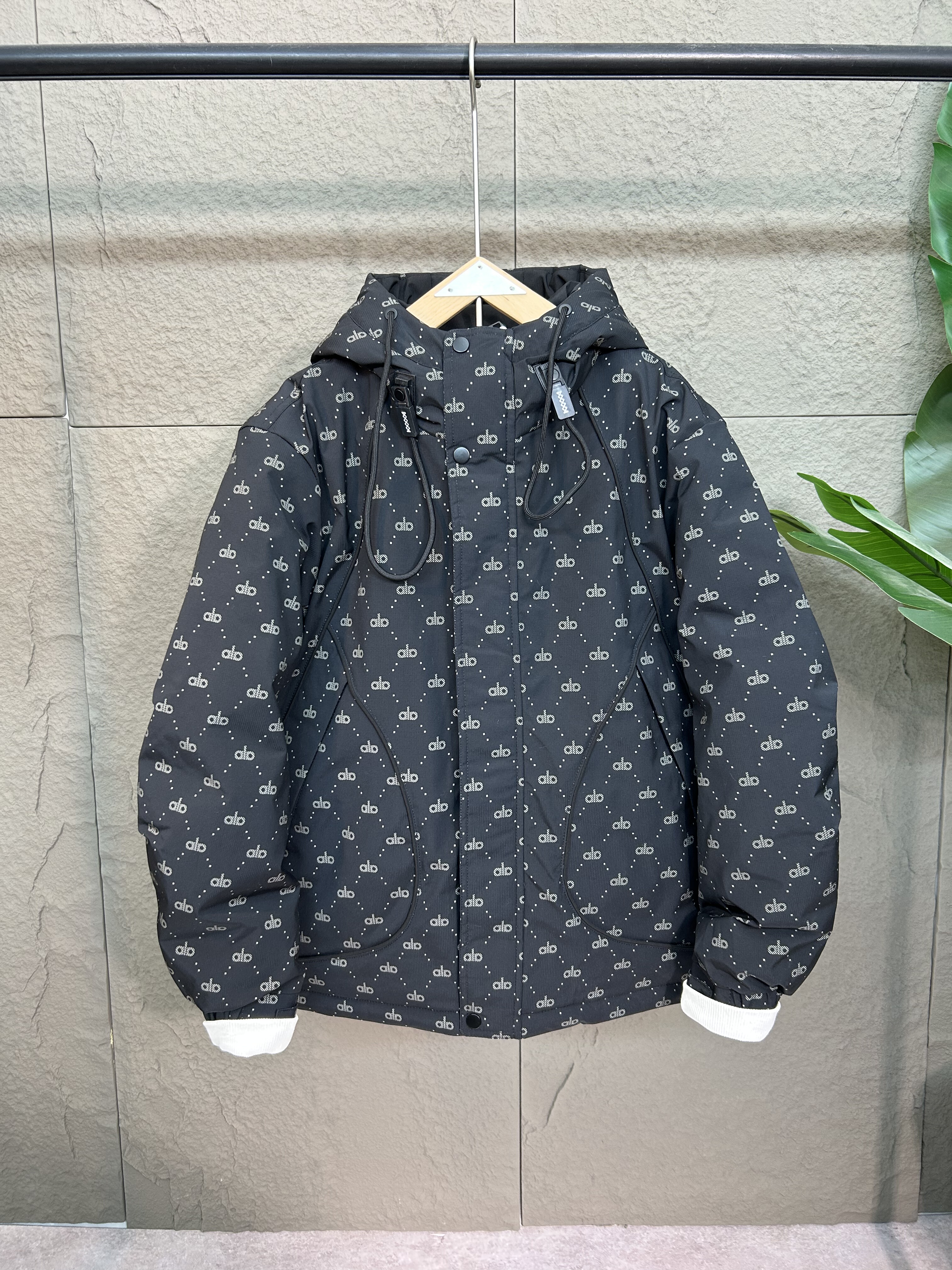 潮牌棉服加厚冬季满印连帽冲锋衣保暖外套宽松阔版男女情侣设计感