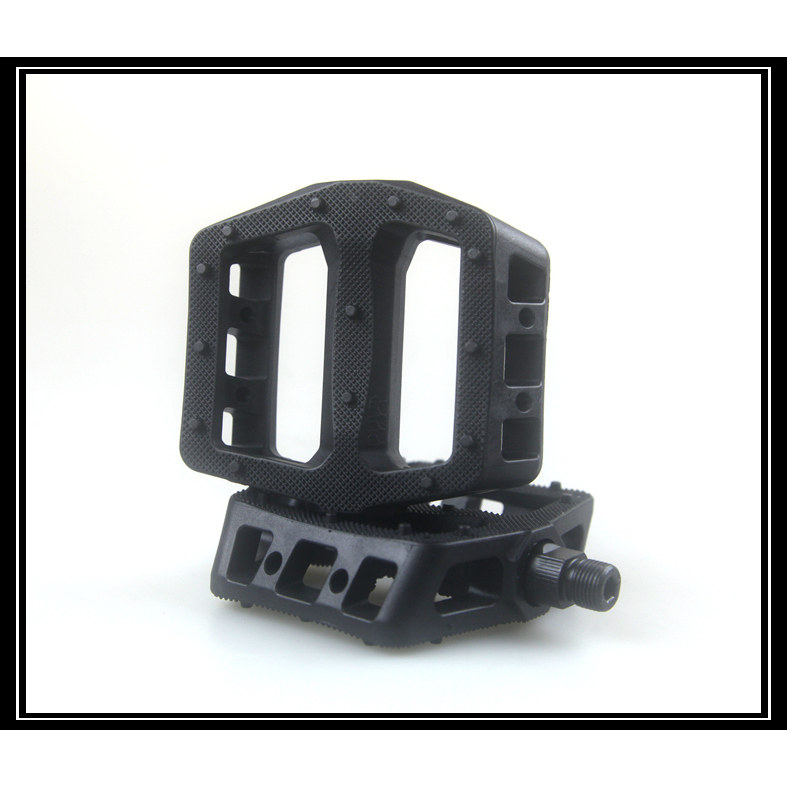 CULT BMX脚踏 NYLON PEDALS 9/16 尼龙塑料踏板 台湾制造 - 实物图