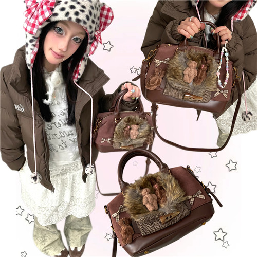 日光欲原创秋冬斜挎包Y2K可爱迷你小众小熊毛绒通勤手机手提包小