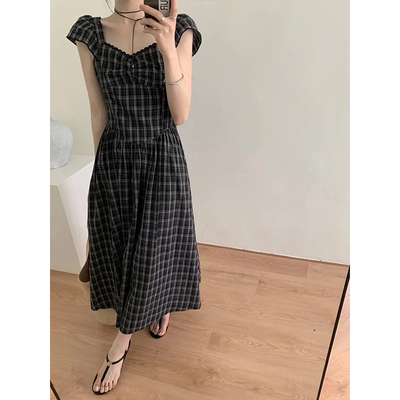 方领收腰显瘦气质格子连衣裙法式