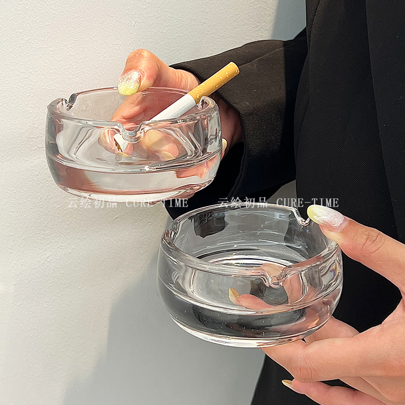 高级感水晶玻璃烟灰缸家用客厅圆形烟缸个性轻奢高档会所酒店烟盅