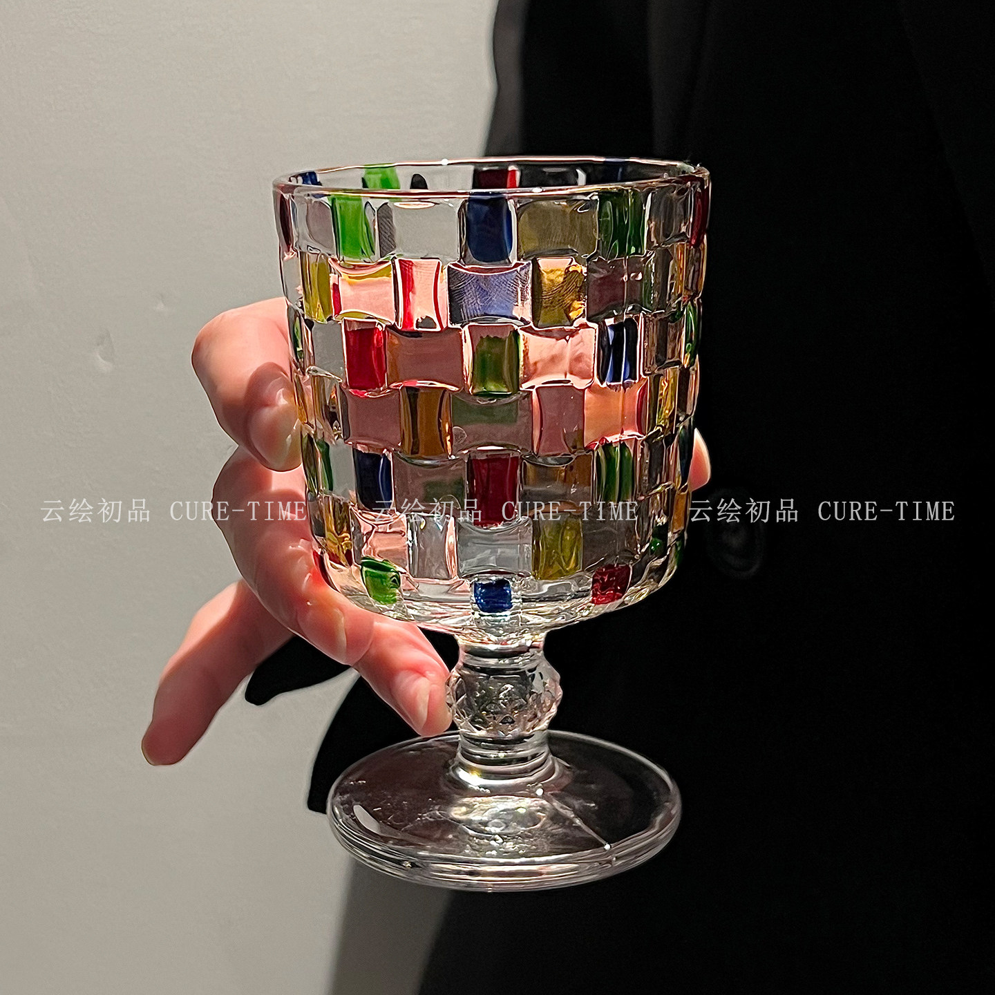 彩虹光手绘格子玻璃水杯