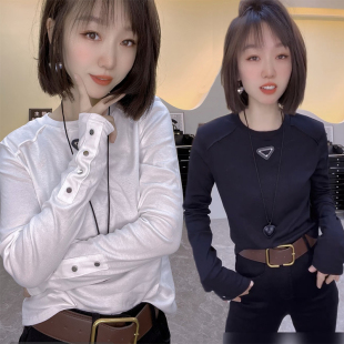 上衣 T恤打底衫 2023早秋女时尚 设计感百搭纯色三角标圆领弹力长袖