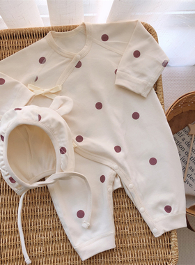 0一3月新生婴儿儿衣服春秋纯棉女孩宝宝爬服可爱52码5966码和尚服