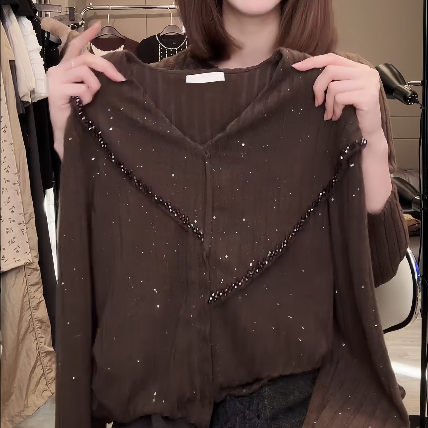 美拉德棕色气质法式v领针织衫女