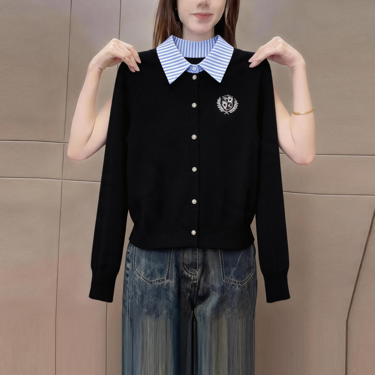 高级感假两件衬衫领针织开衫女早秋季黑色条纹拼接修身毛衣学院风