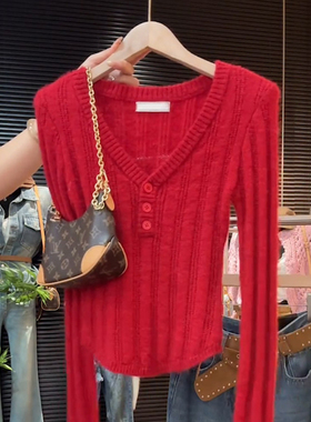 2025秋冬季新款多巴胺红色v领长袖针织衫女高级气质百搭显瘦上衣