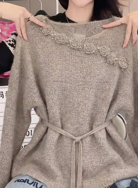 高级轻奢花朵装饰圆领针织衫女装