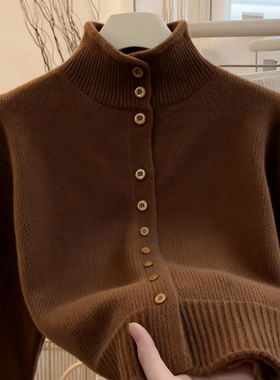 美拉德穿搭棕色休闲风高领针织衫女秋冬款百搭毛衣外套显瘦上衣潮