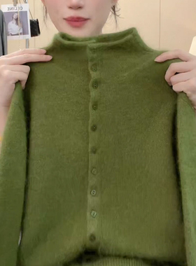复古时髦绿色高领毛衣外套女2025秋冬季新品百搭遮肉减龄针织开衫