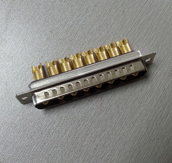 优质大电流D-SUB 8W8焊线式公头插座 镀金3u军工级8芯插头连接器