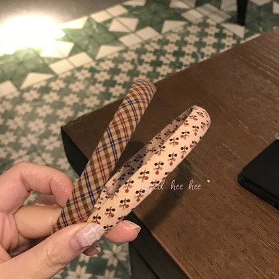 iFHHee 学院的秋日 原创设计 极细发箍～bella风 两色定制发箍