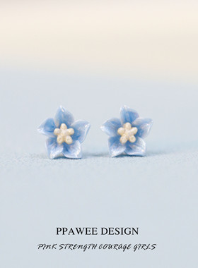 「静谧茶花」春天蓝色山茶花朵耳饰简约耳钉小巧精致法式新款耳环