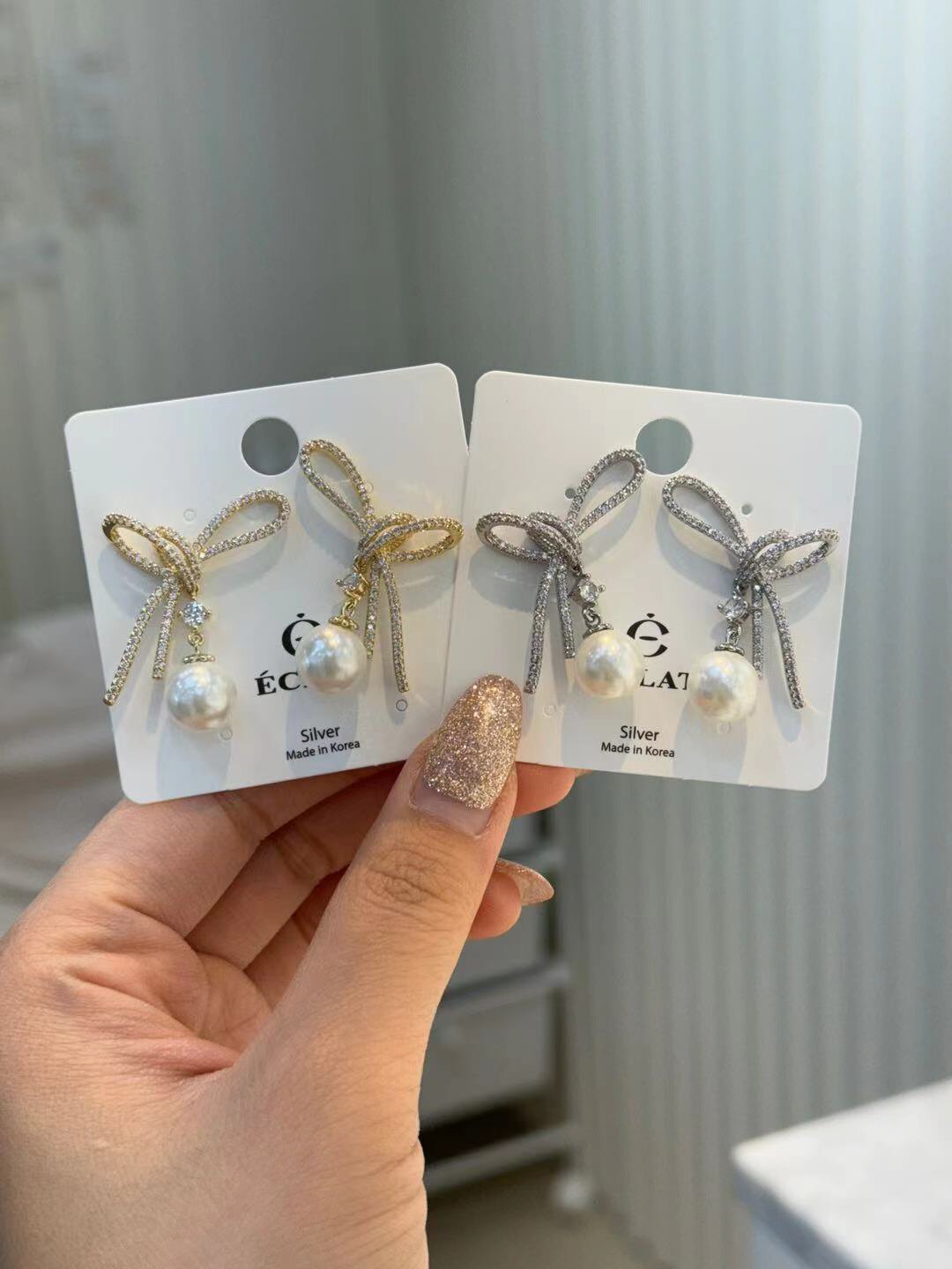 韩国进口新款水钻不规则蝴蝶结精致珍珠吊坠925银针耳钉耳环耳饰