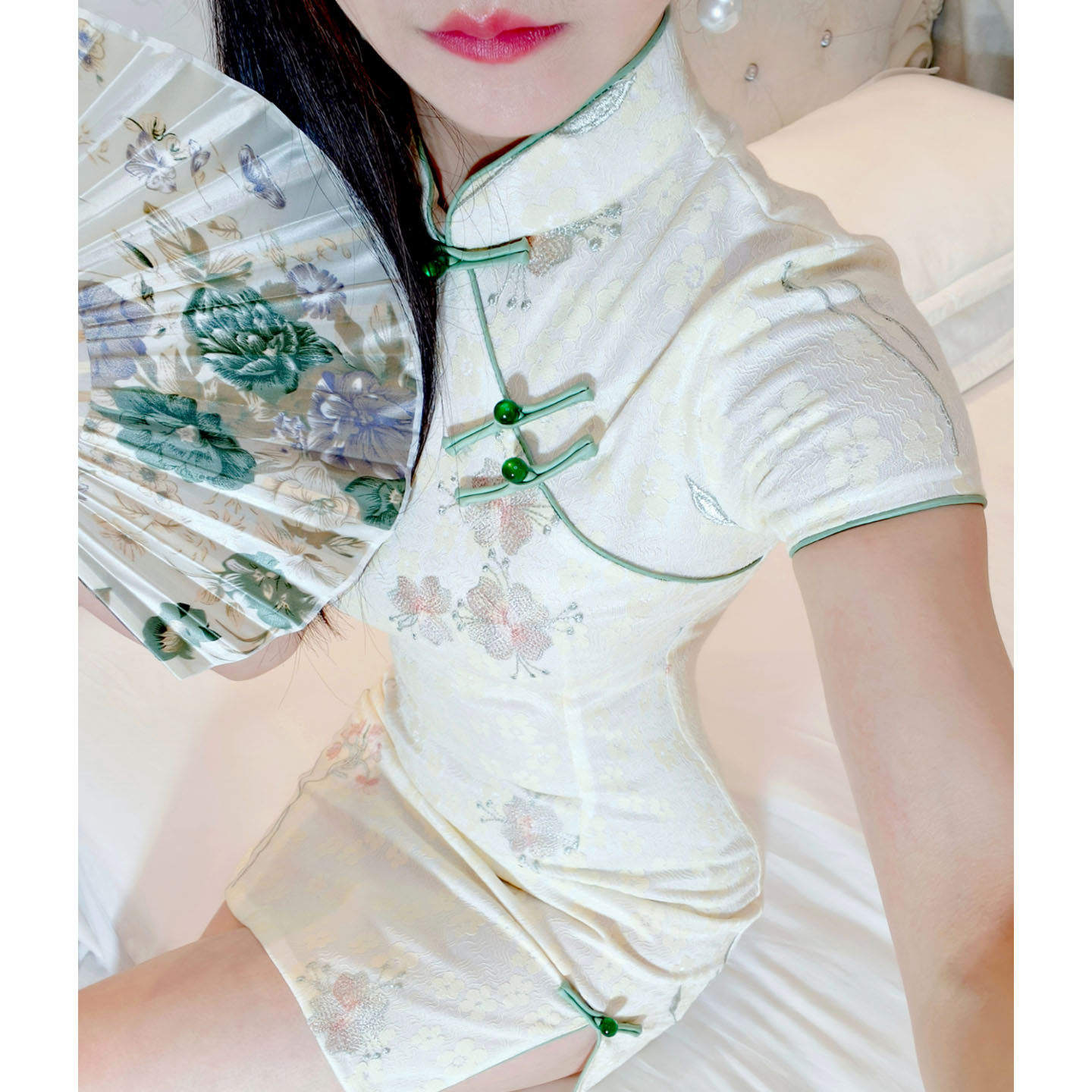旗袍女小个子改良版2026年夏季新款蕾丝刺绣弹力短袖侧开叉显腿长