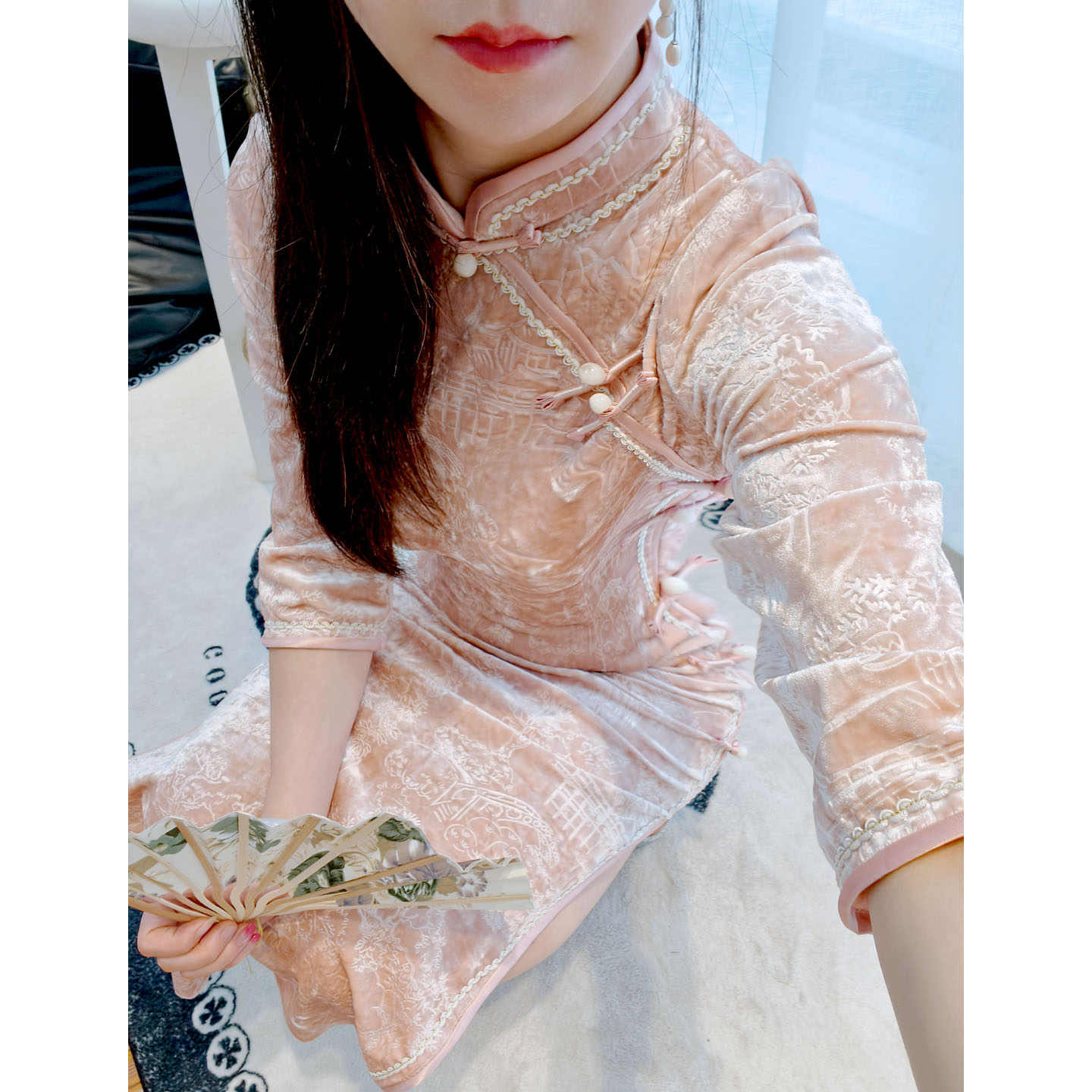 粉色丝绒旗袍裙秋冬长袖年轻款