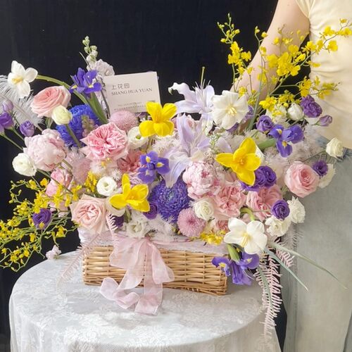 桌面商务开业同事长沙鲜花速递