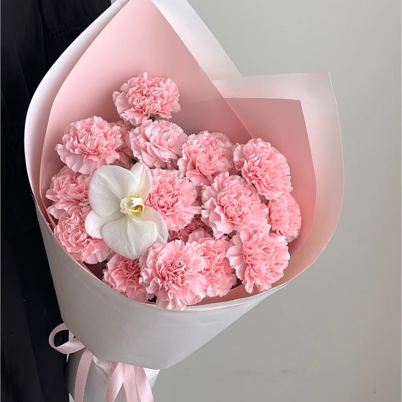 混搭粉色康乃馨鲜花生日礼物礼盒花客户长沙同城探望妈妈长辈花束