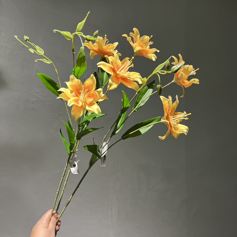 仿真重瓣百合 迷你小百合 年宵花设计 婚房花艺设计 乔迁喜庆