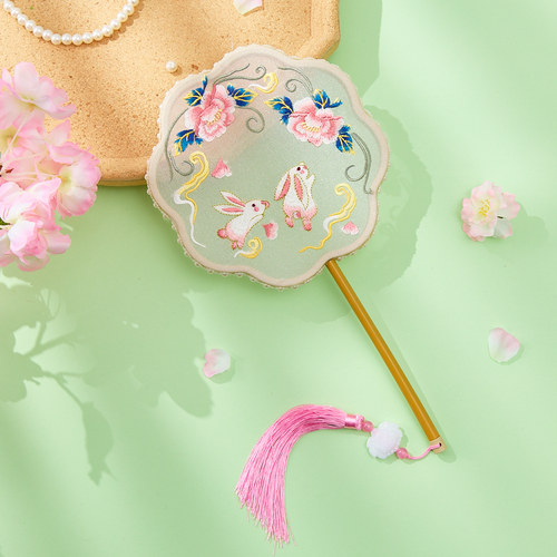 儿童刺绣古风玉兔团扇古装花瓣扇子搭配女童汉服旗袍舞蹈表演圆扇