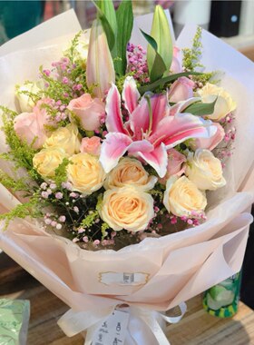 生日玫瑰百合花烟台鲜花同城速递