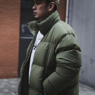 【五折优惠】Toos.秋冬加厚保暖军绿色立领白鸭绒羽绒服外套夹克