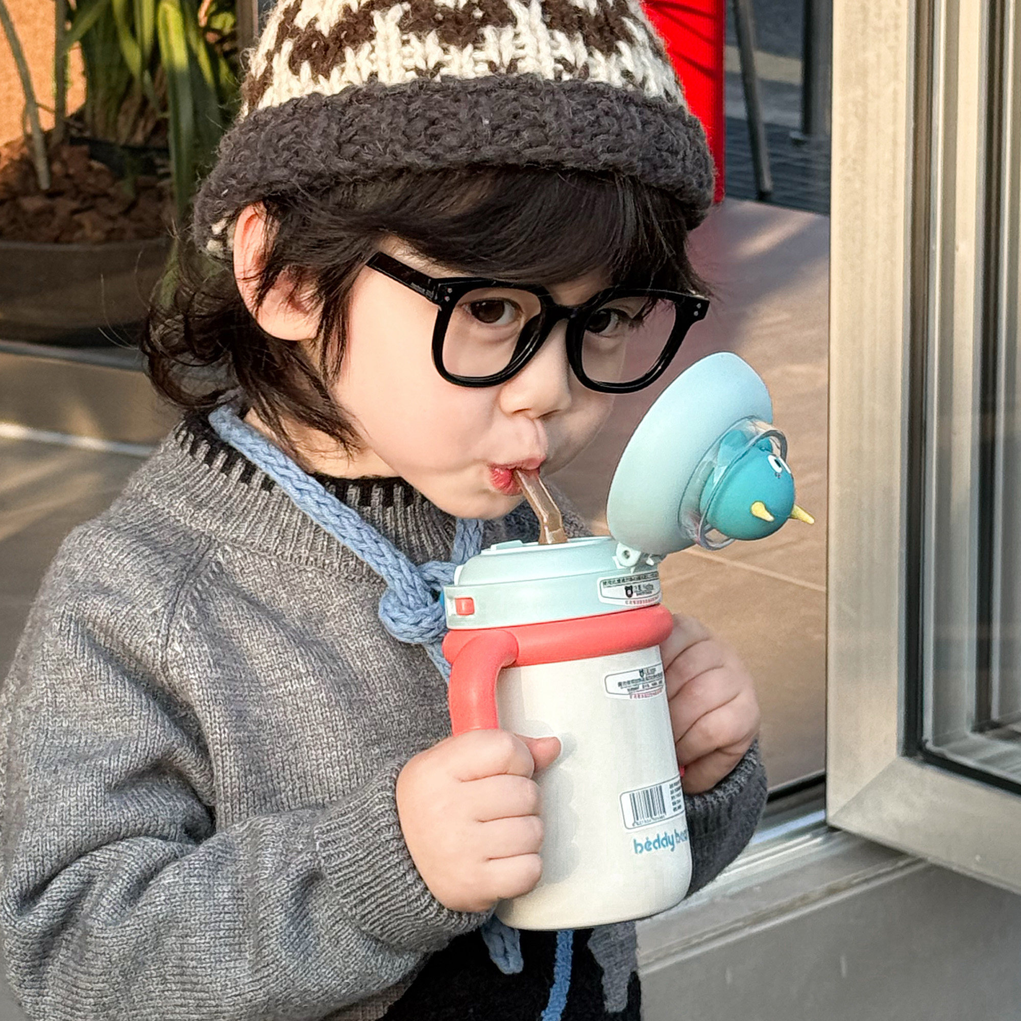 杯具熊圆舱学饮保温杯背带吸管小巧便携两用男女宝宝幼儿园萌直吸