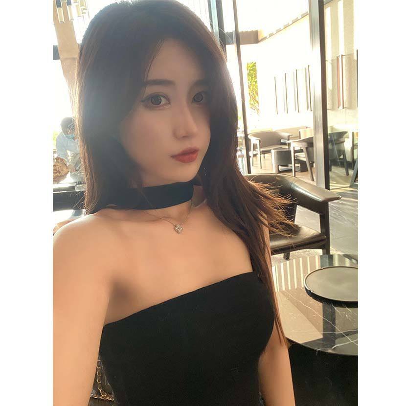 网红挂脖吊带背心女内搭春夏季修身短款露肩抹胸性感无袖黑色上衣,女装/女士精品,背心吊带,淘宝优惠券,粉丝福利购,淘宝优惠卷