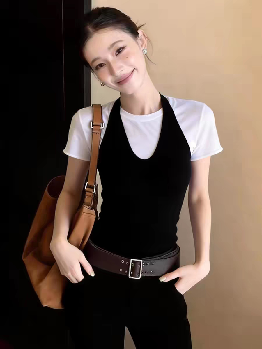 初夏独特绝美上衣套装女时尚气质黑色挂脖背心短袖t恤叠穿两件套
