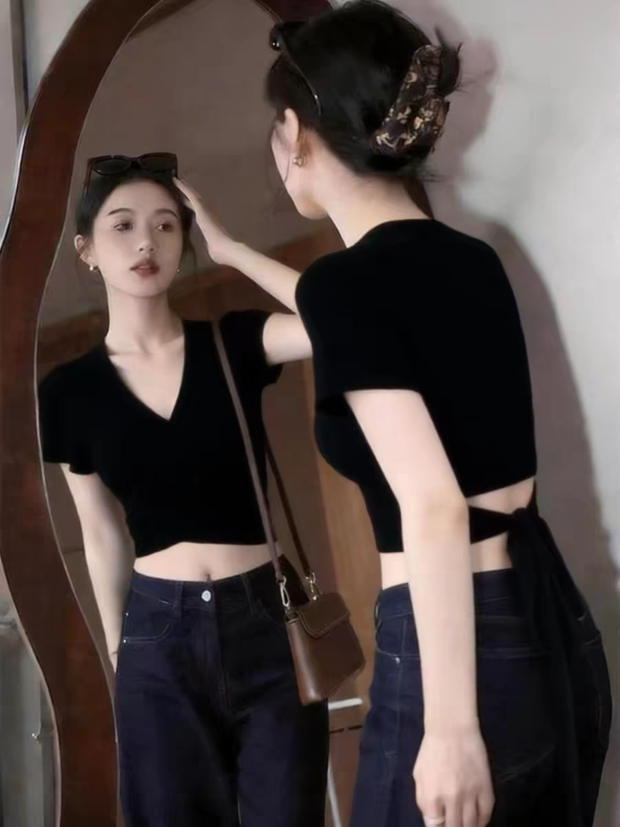 后背绑带露腰短袖t恤今年流行的爆款女装夏季掐腰修身正肩小上衣