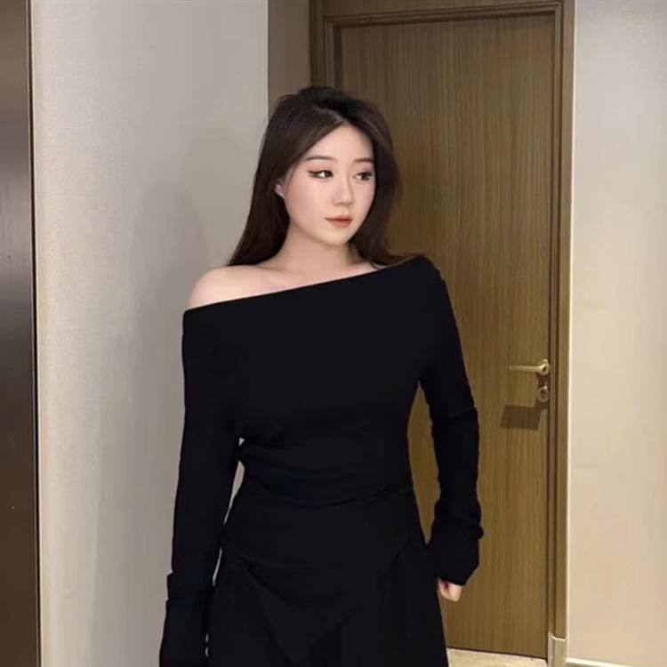 大码女装不规则一字肩上衣内搭打底衫女秋季新款显瘦黑色长袖T恤