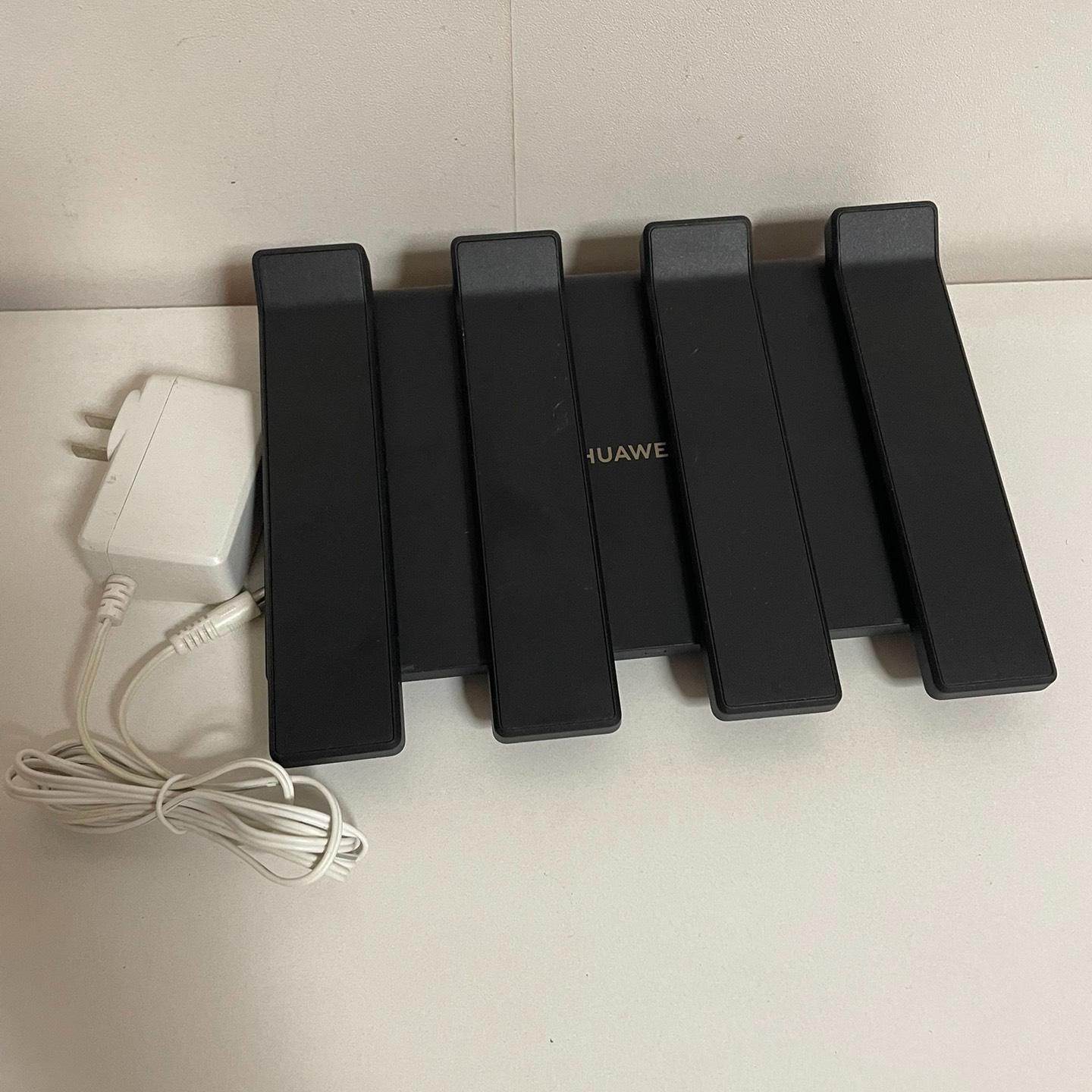 BE3pro路由器 wifi 7 功能正常 成色如图 后