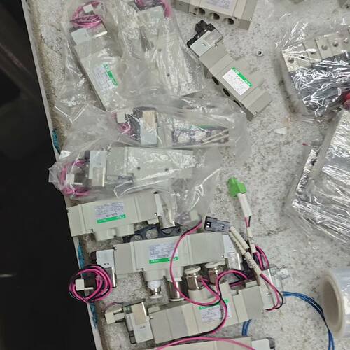 CKD 电磁阀 4JA219 的几个还有几个没的4j