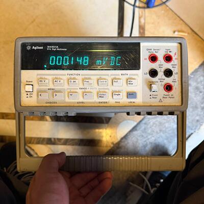34401A万用表功能正常图片实物拍摄