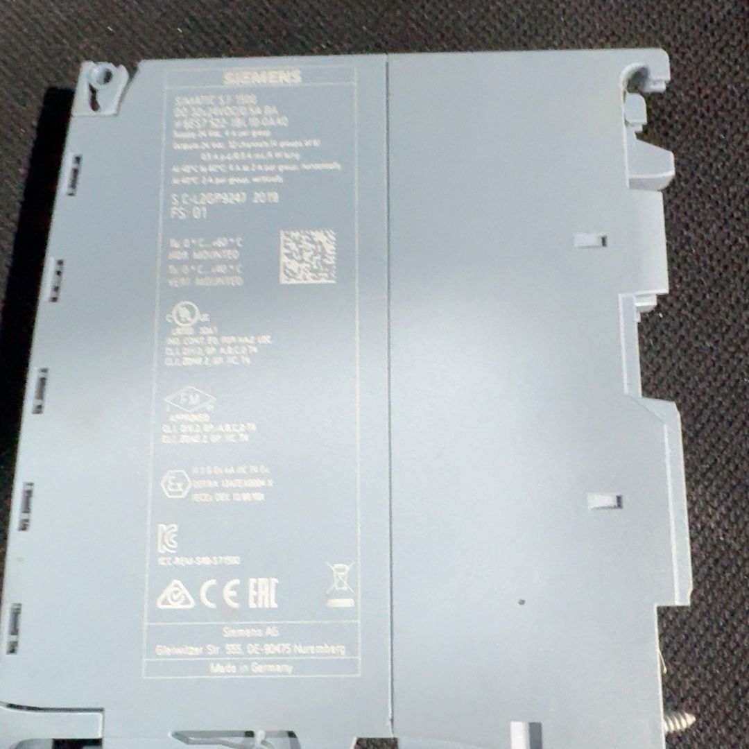 S7-1500数字输出模块 型号6ES7522-1BL