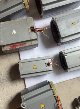 伺服电机 1FT7105-5AF71-1ML1 1台