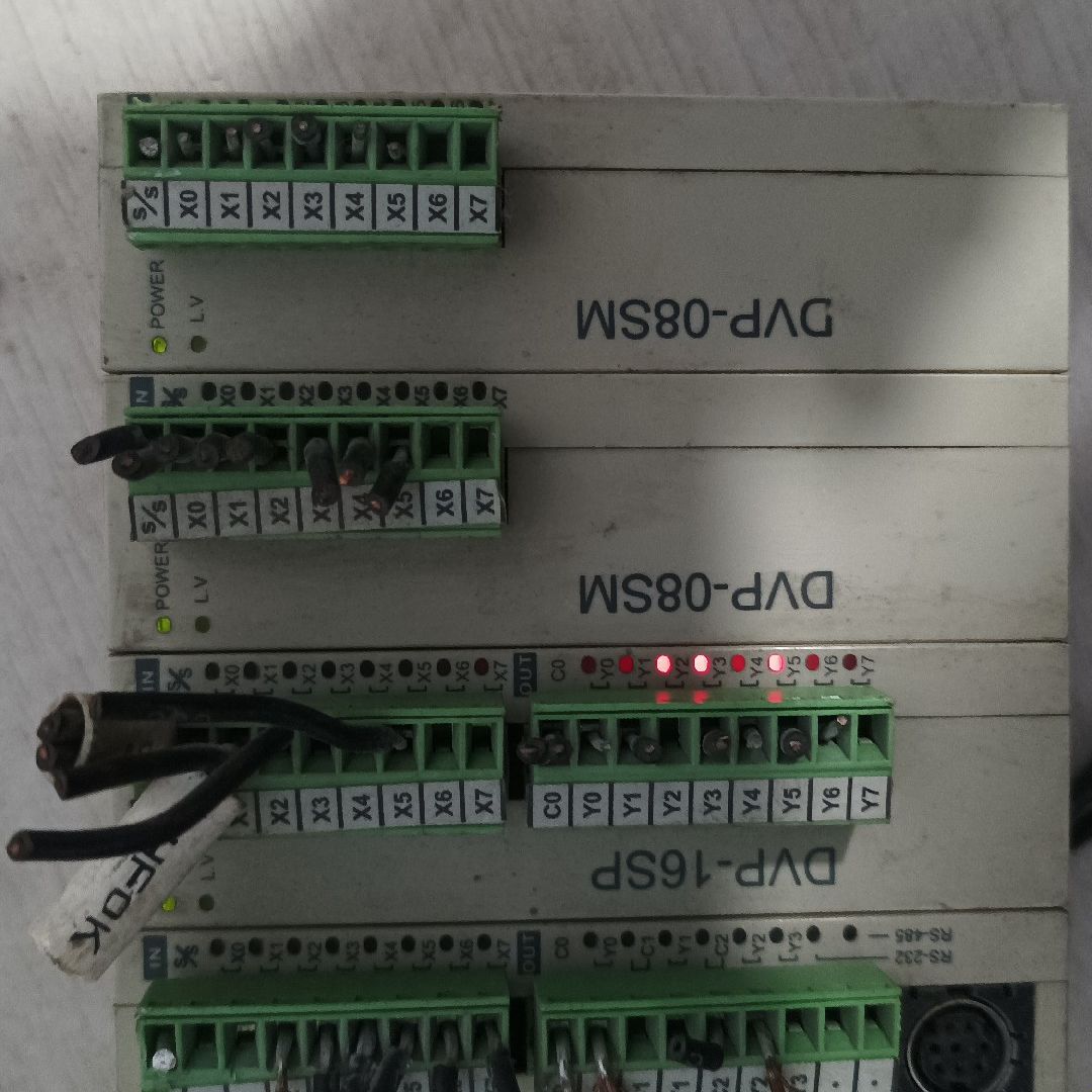 台达plc DVP-12SA DVP-16SP DVP-08